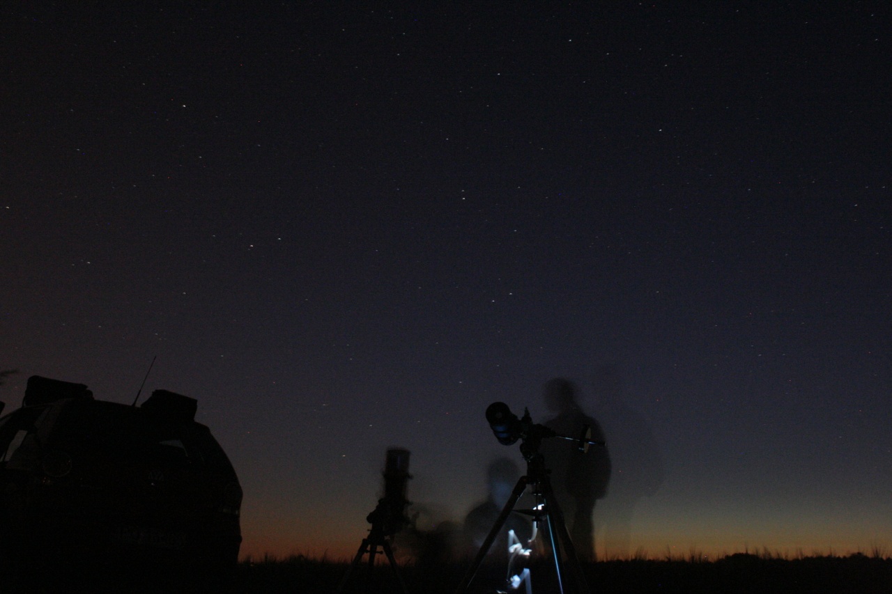 Zdjęcie nocnego horyzontu z Iwna